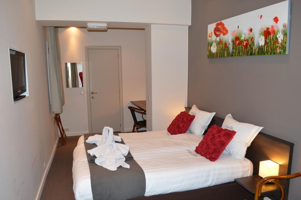 Hotel Ambrosia Ypern Zimmer foto
